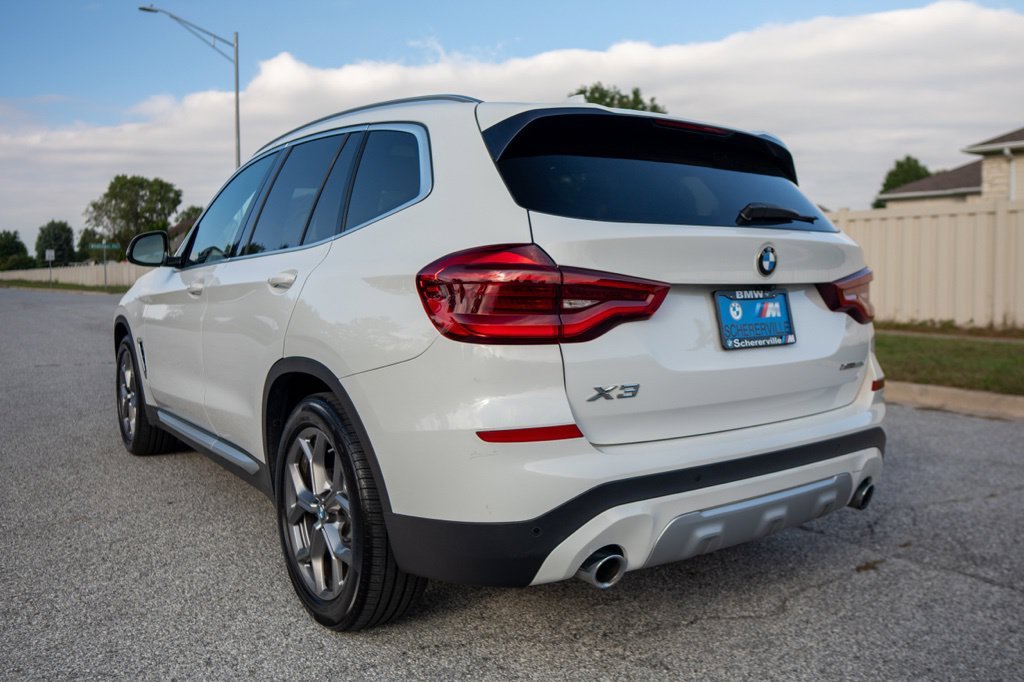Used 2021 Alpine White BMW xDrive30i image 5