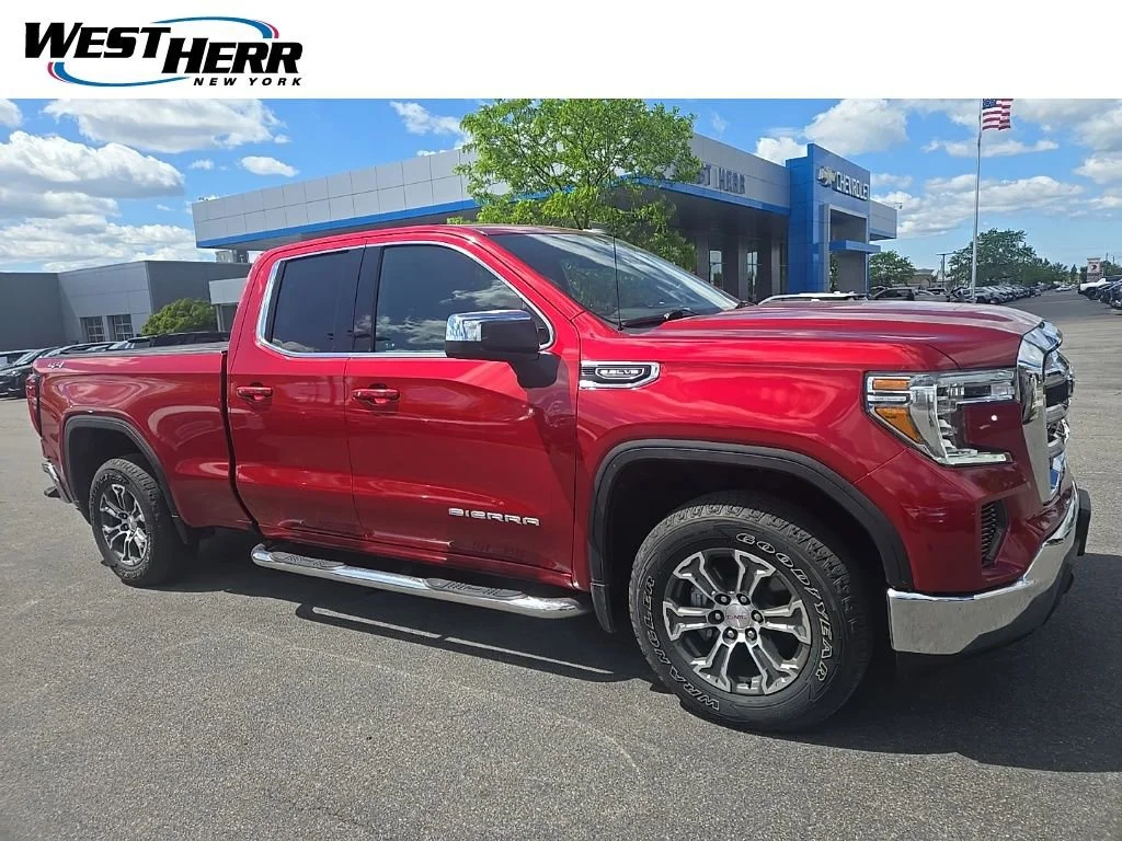 2022 GMC Sierra 4WD Double Cab Standard Box SLE's photo
