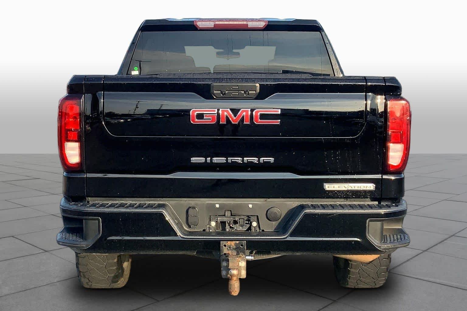 Used 2021 Onyx Black GMC Elevation image 5