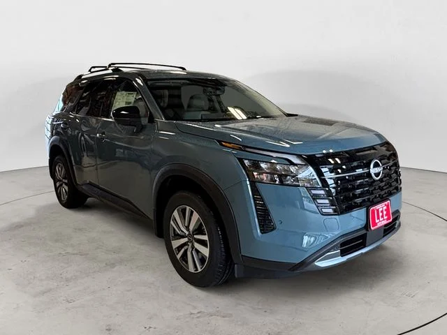 New 2026 Green Nissan SL image 8