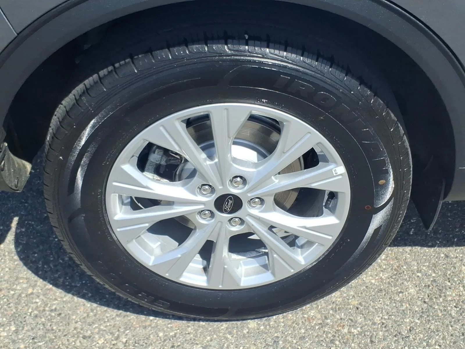 Used 2025 Gray Metallic Ford Active image 11