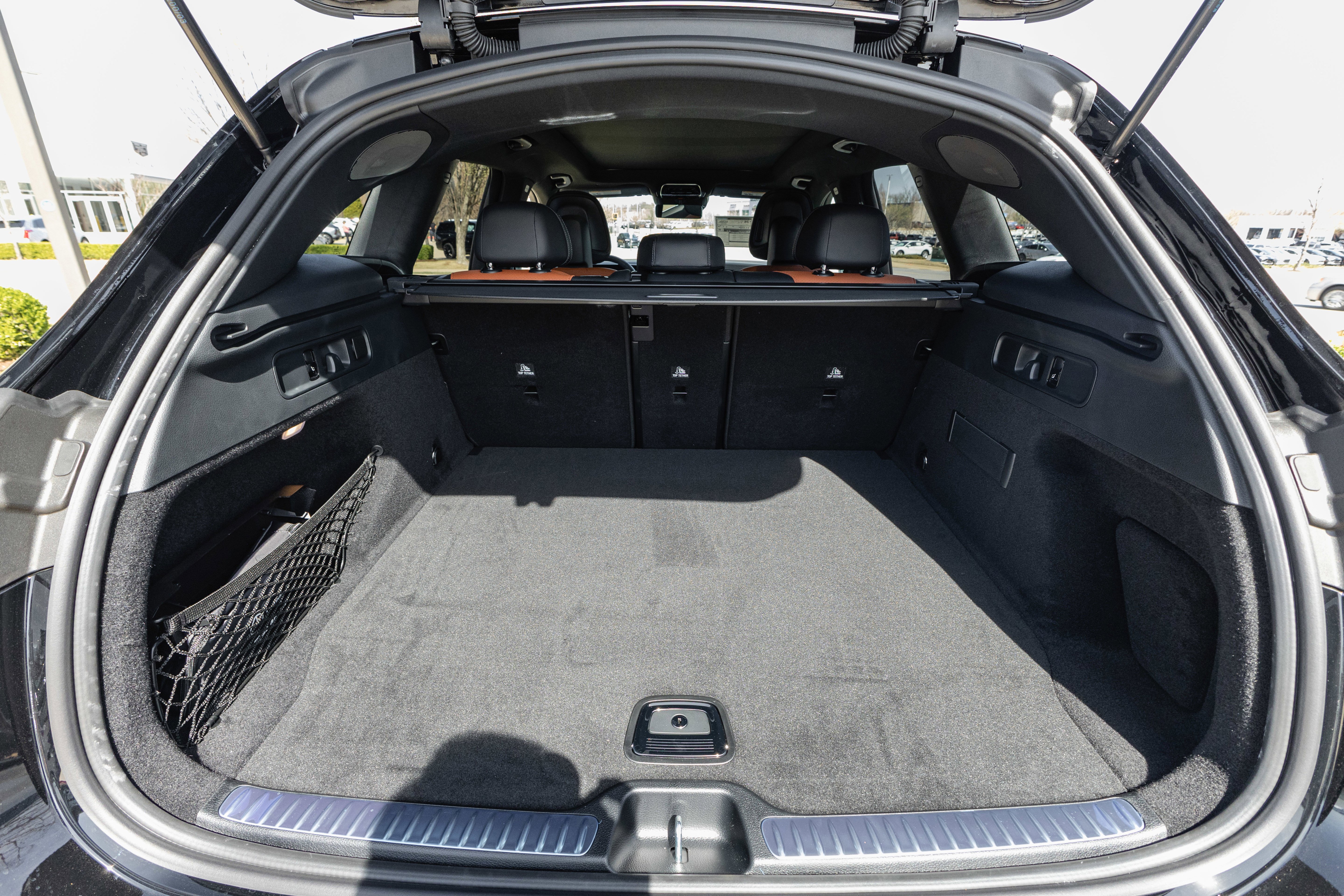 New 2026 Black Mercedes-Benz GLC 300 image 28