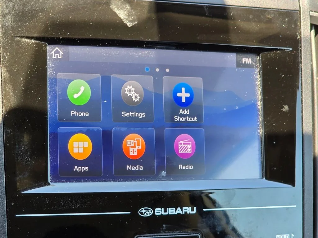 Used 2021 White Subaru Base image 19