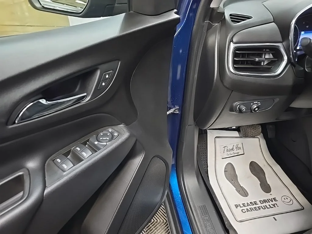 Used 2020 Blue Chevrolet LT image 29
