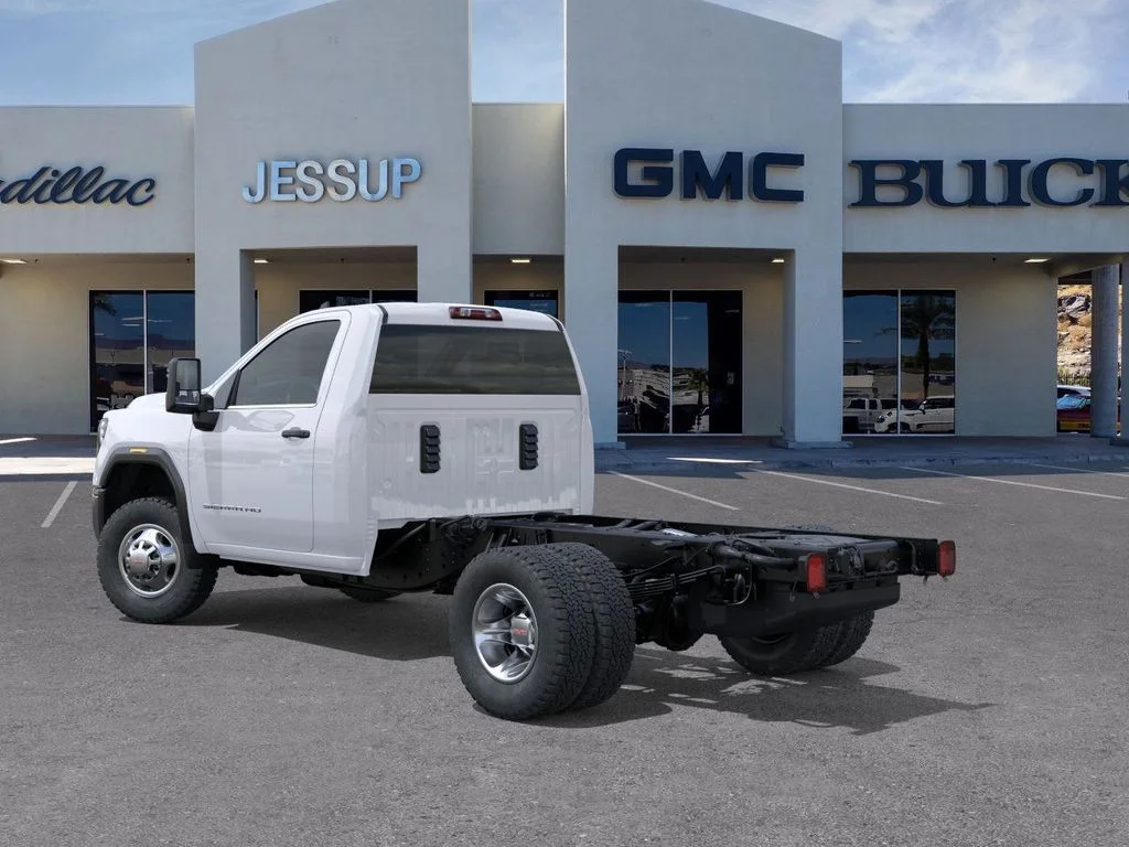 New 2026 Summit White GMC Pro image 3