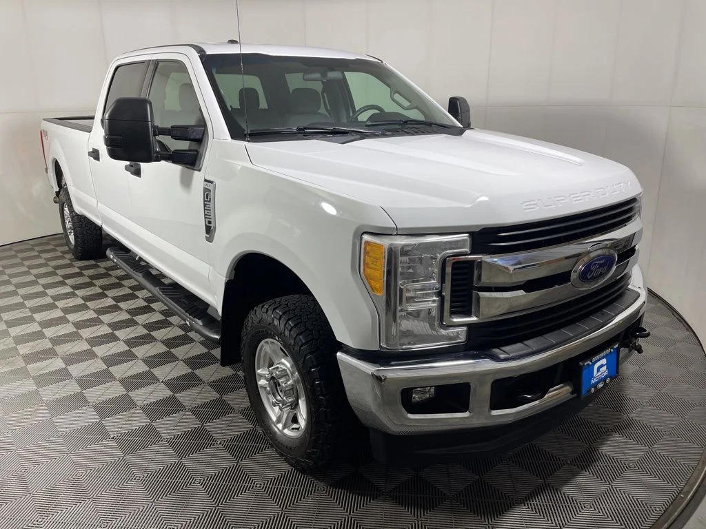 2017 Ford F-350 XLT 4x4 Crew Cab 6-1/2' Box SRW's photo
