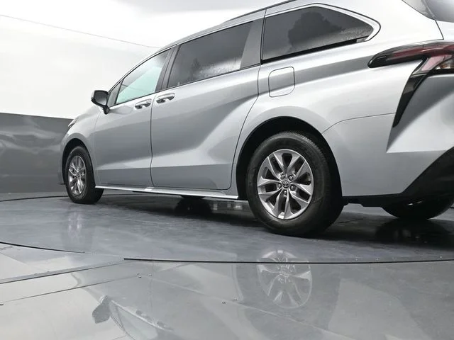 Used 2025 Silver Toyota XLE image 34
