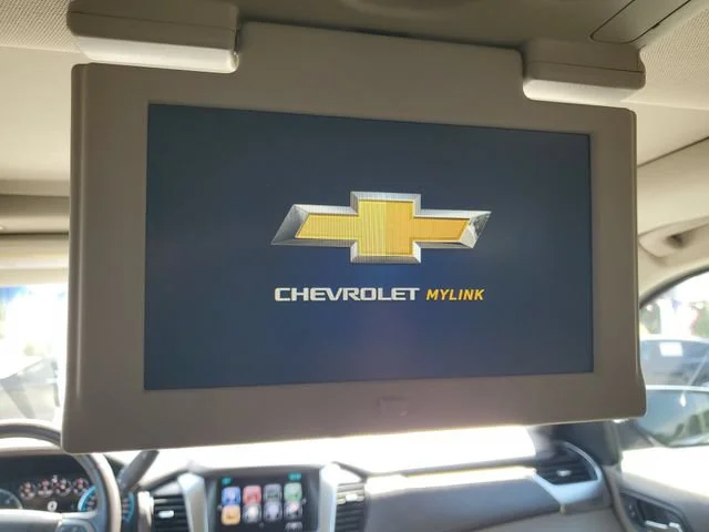 Used 2017 SUMMIT WHITE Chevrolet LT image 26