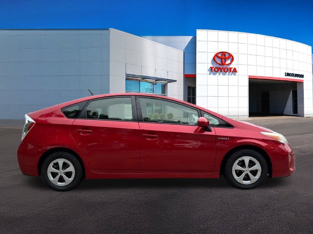 Used 2013 Red Toyota Three image 8