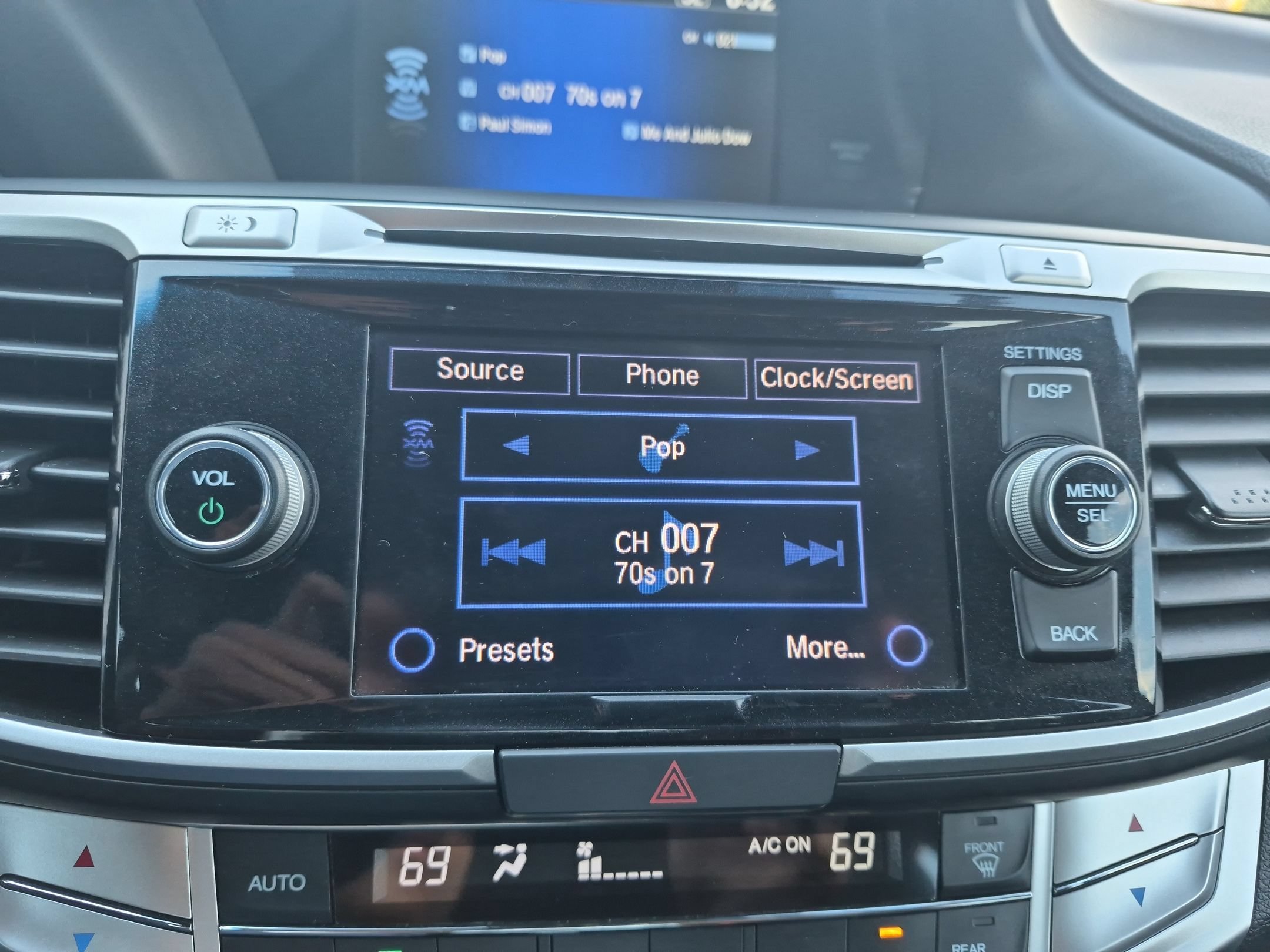 Used 2013 Crystal Black Pearl Honda EX-L Sedan image 18