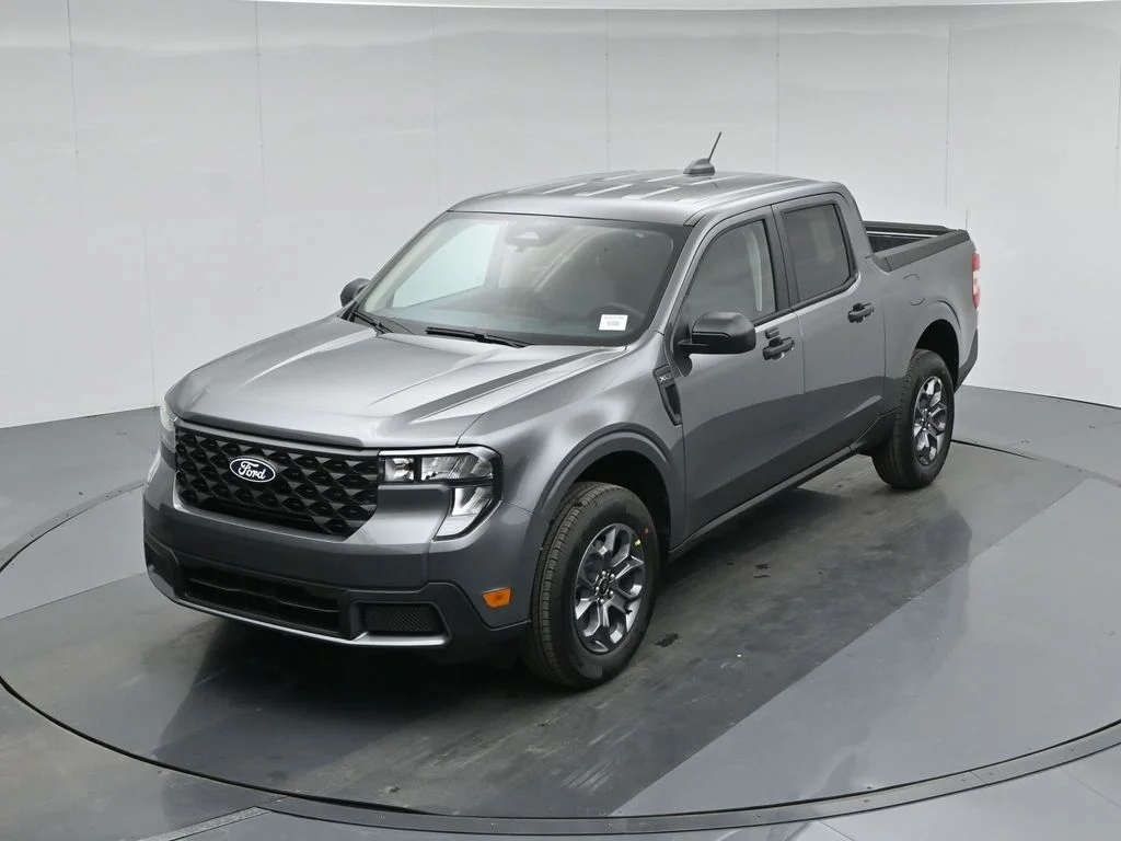 New 2026 Carbonized Gray Metallic Ford XLT image 34