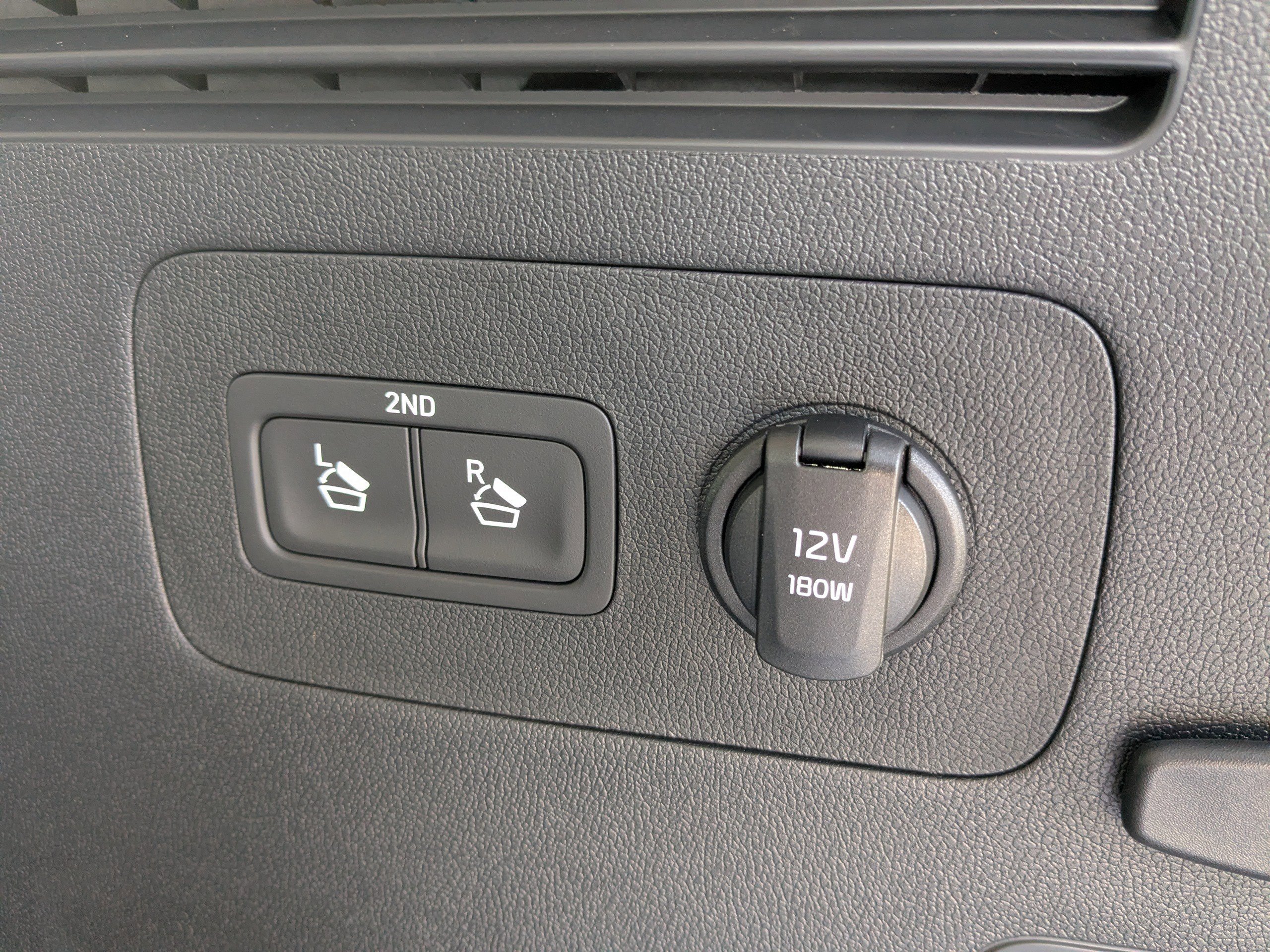 New 2026 Glacial White Pearl Kia S image 15