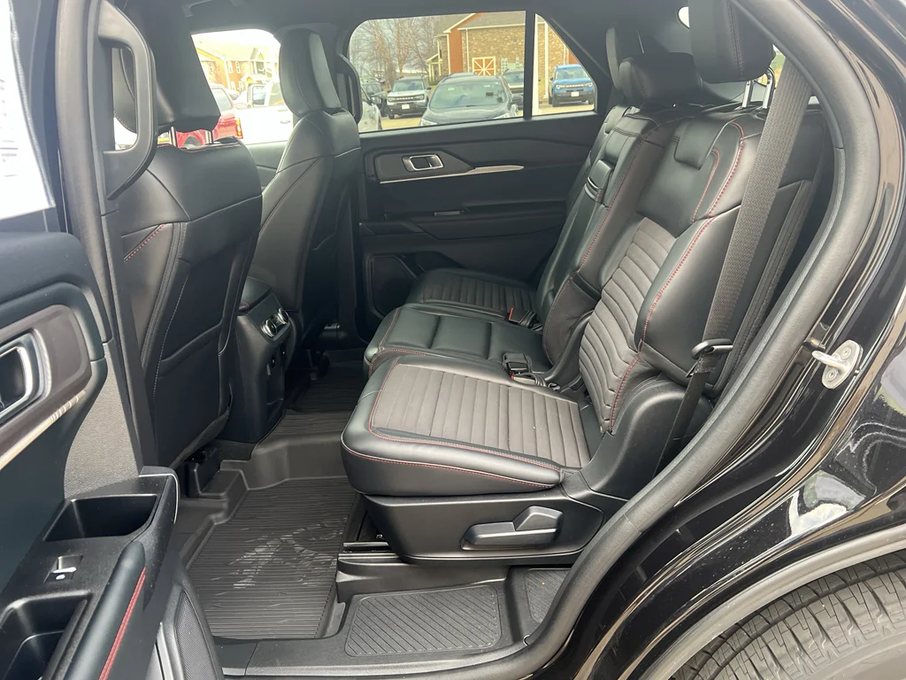 2025 Ford Explorer ST-LINE - Photo 20