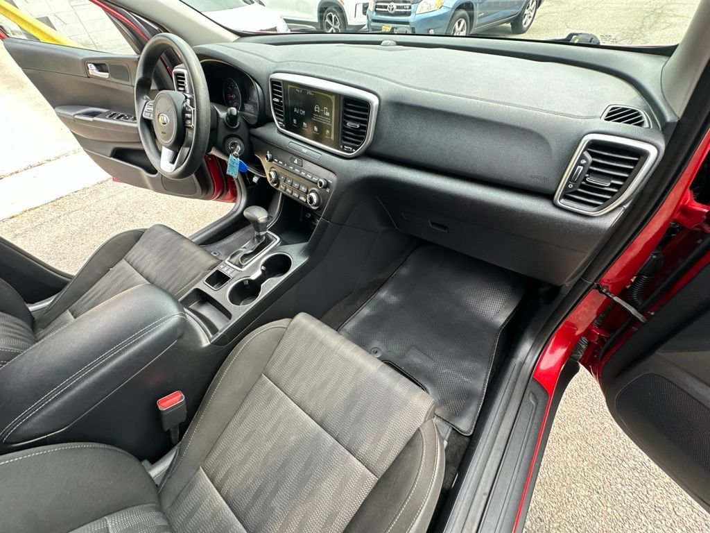 Used 2020 Red Kia LX image 34