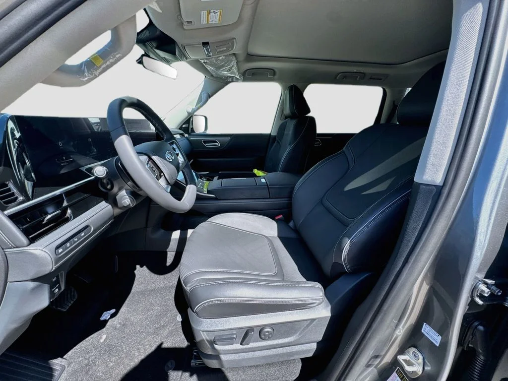 New 2027 DYNAMIC METAL INFINITI Luxe 4WD image 22