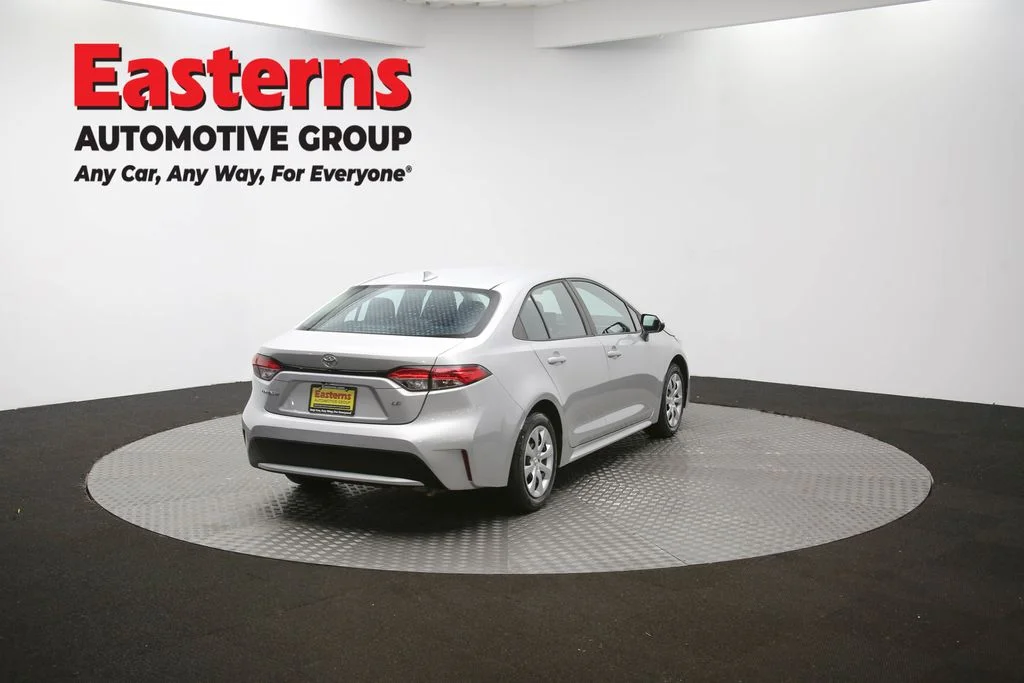 Used 2022 Silver Toyota LE image 36