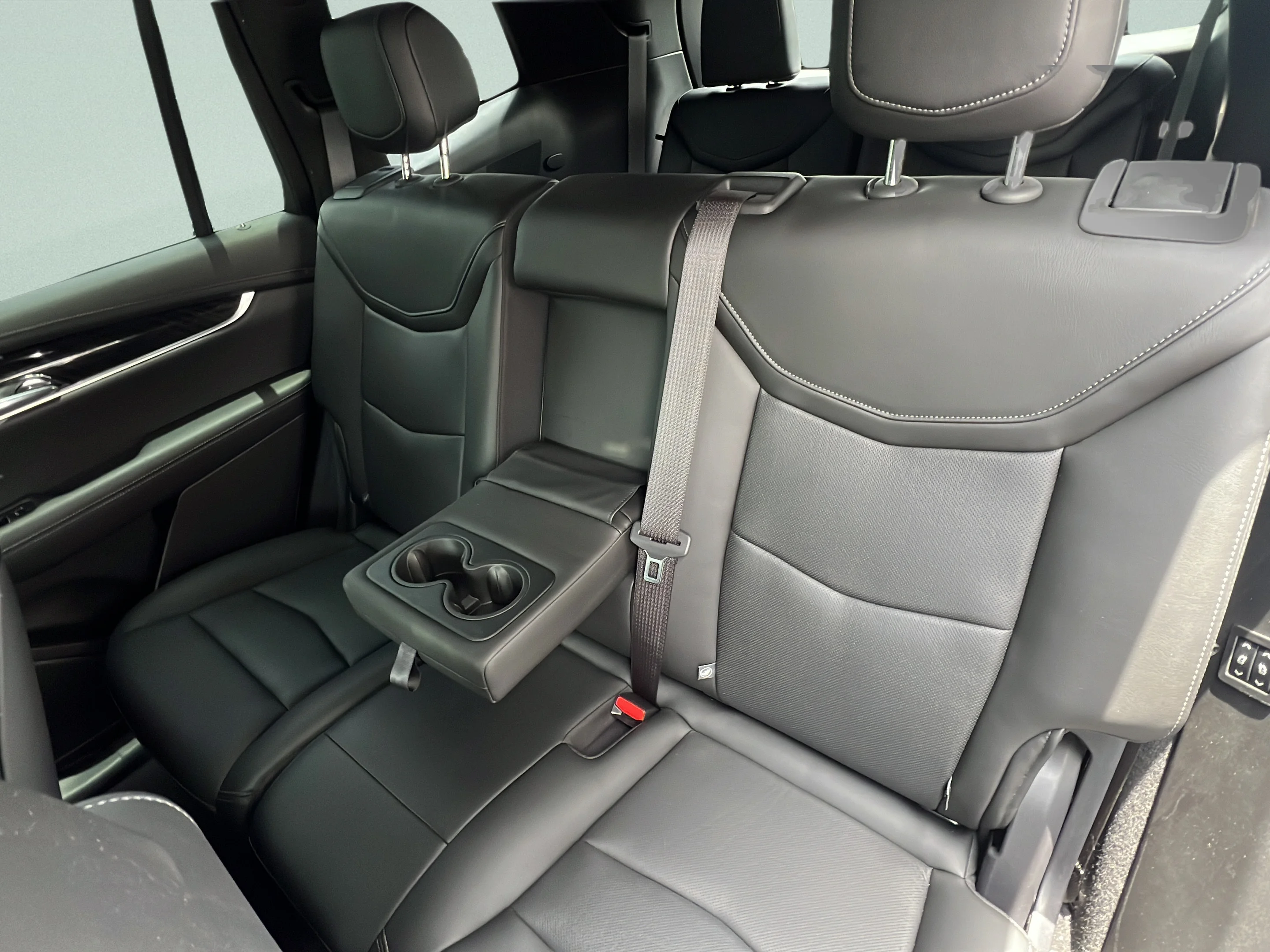 Used 2021 Satin Steel Metallic Cadillac Premium Luxury image 10