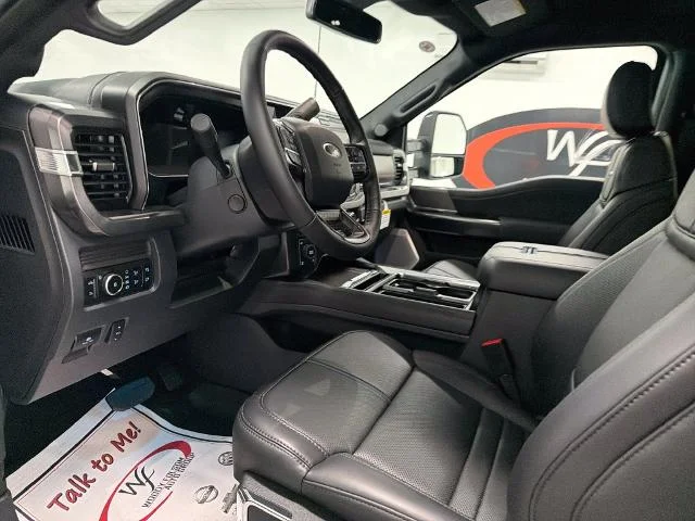 New 2026 Star White Metallic Tri-Coat Ford F-250® Platinum® image 27