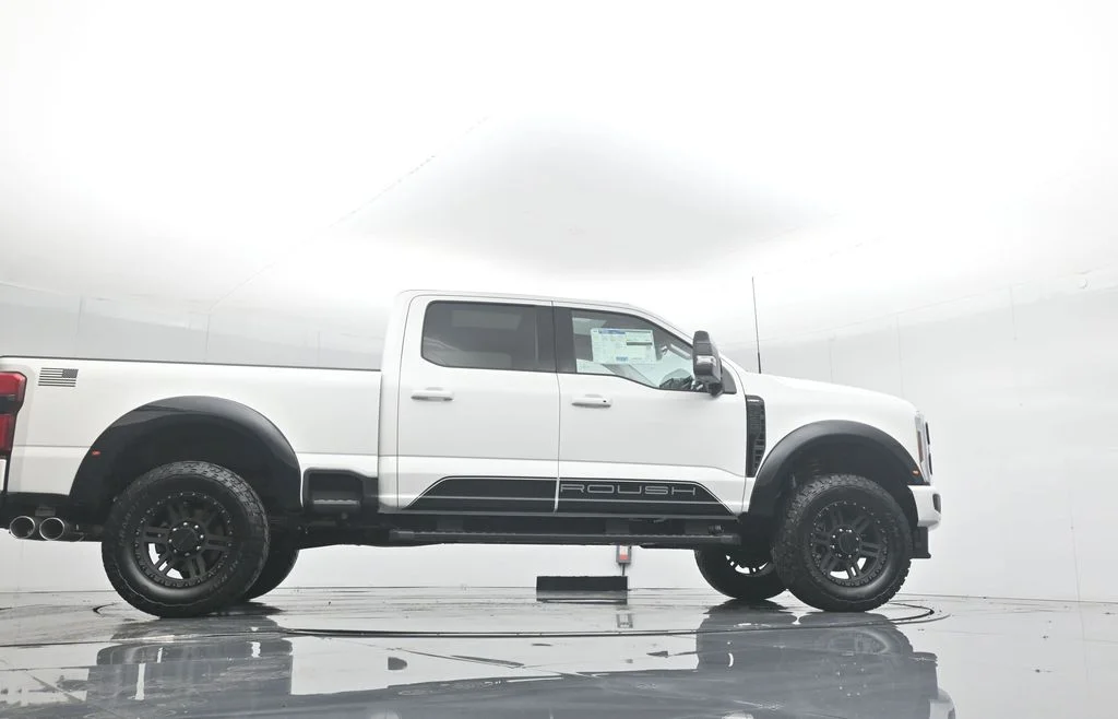 New 2026 Star White Metallic Tri-Coat Ford Lariat image 50