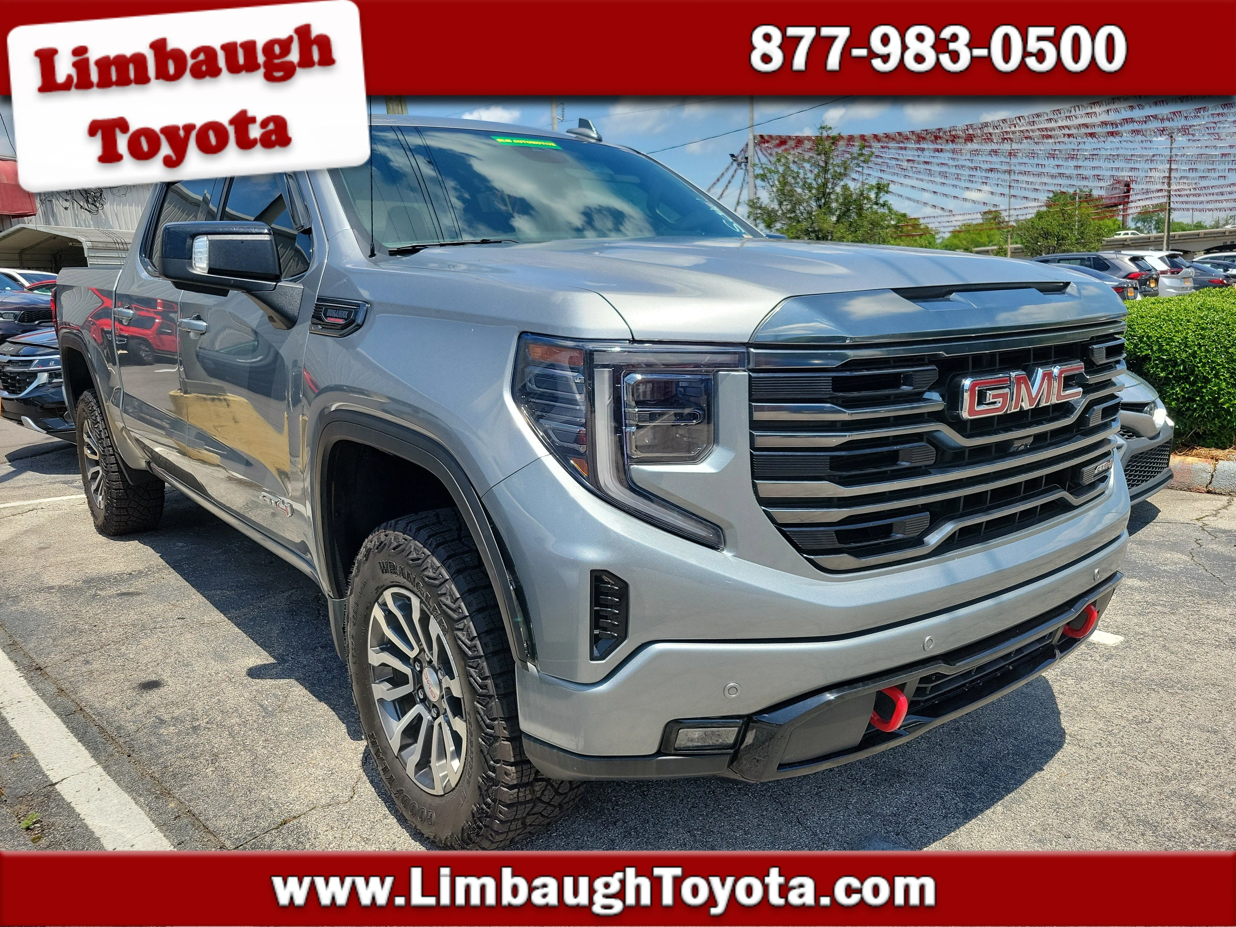2023 GMC Sierra 4WD Crew Cab Short Box AT4's photo