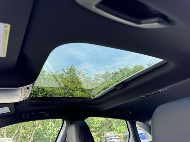 New 2026 White Volkswagen 2.0T Autobahn image 4
