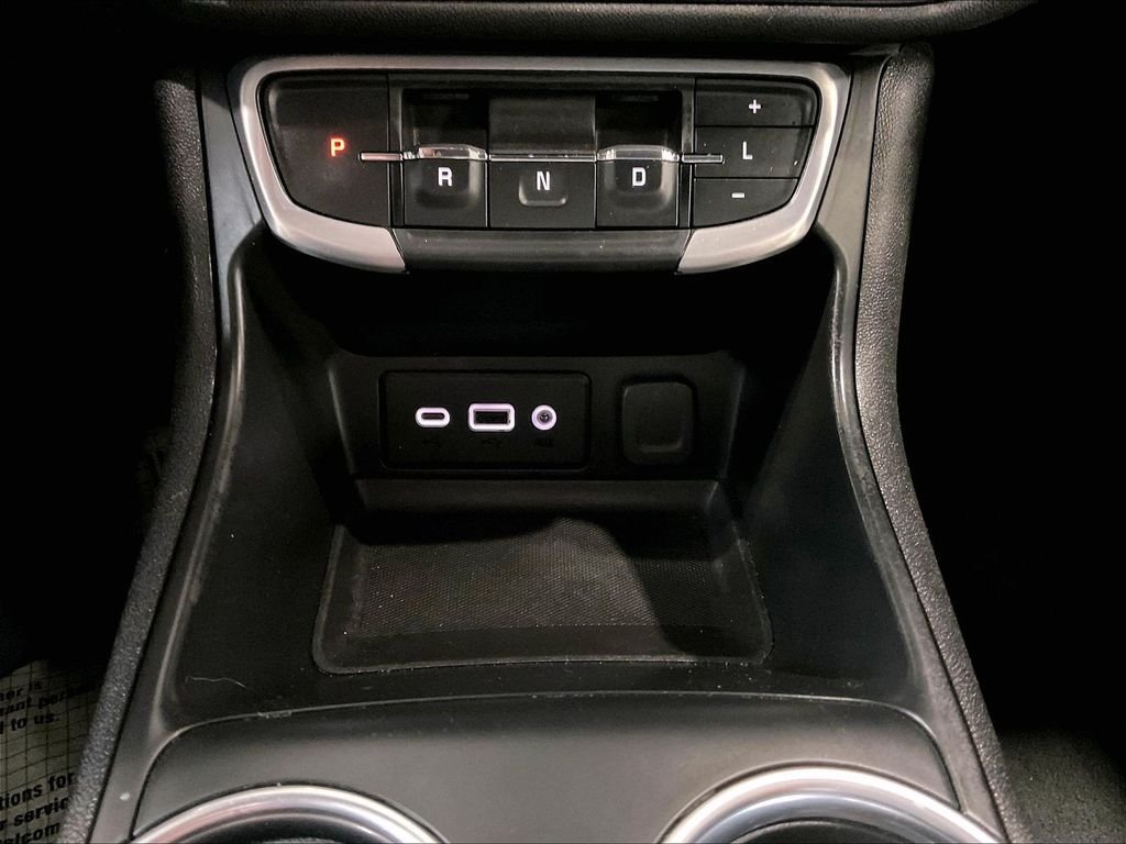 Used 2024 Silver GMC SLE image 12