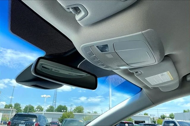 Used 2020 White Ford SEL image 24
