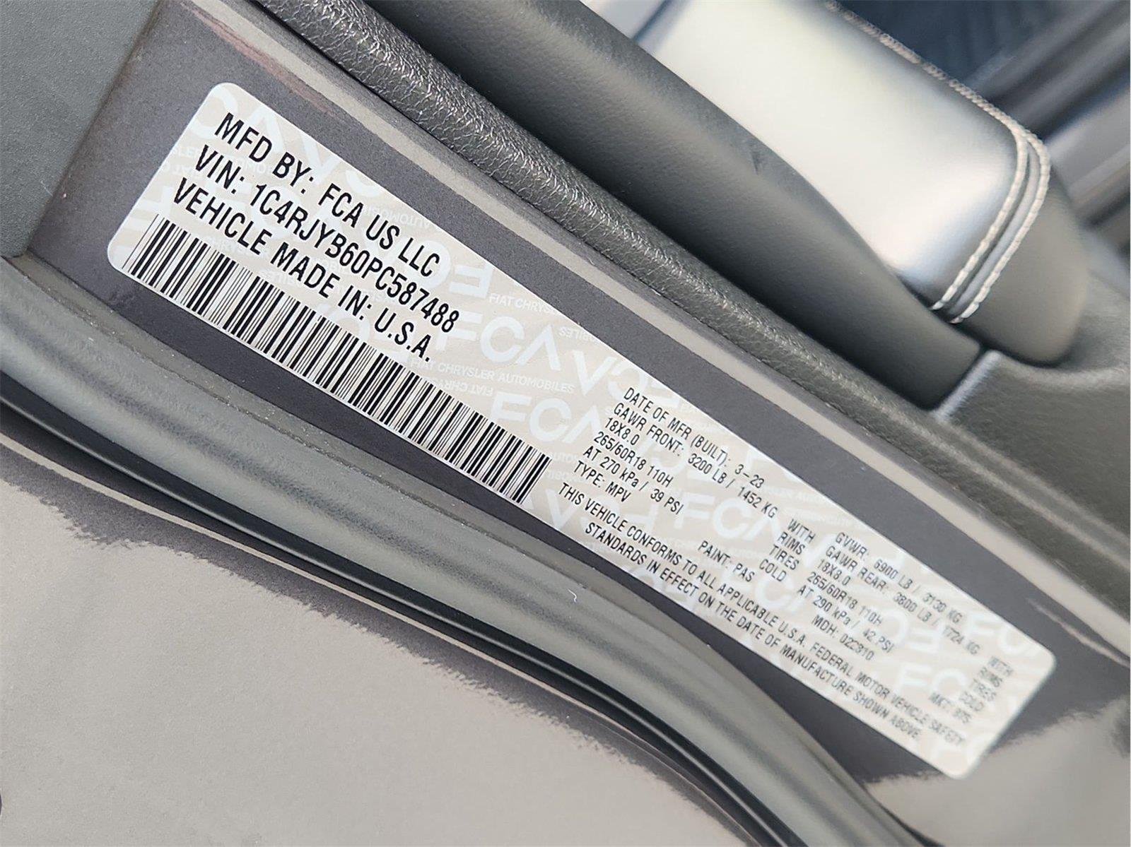 2023 Jeep Grand Cherokee 4xe BASE Gray at Davis Chevrolet