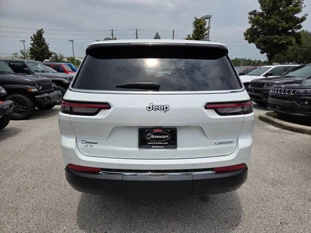 New 2026 Bright White Clear-Coat Exterior Paint Jeep Laredo X image 12
