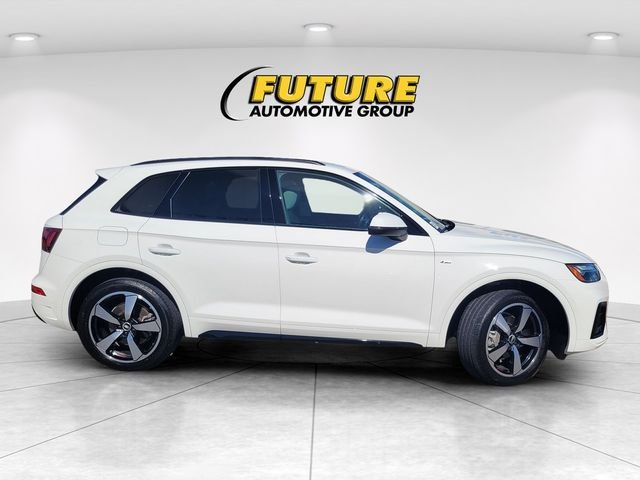 Used 2022 White Audi 45 S line Premium image 3