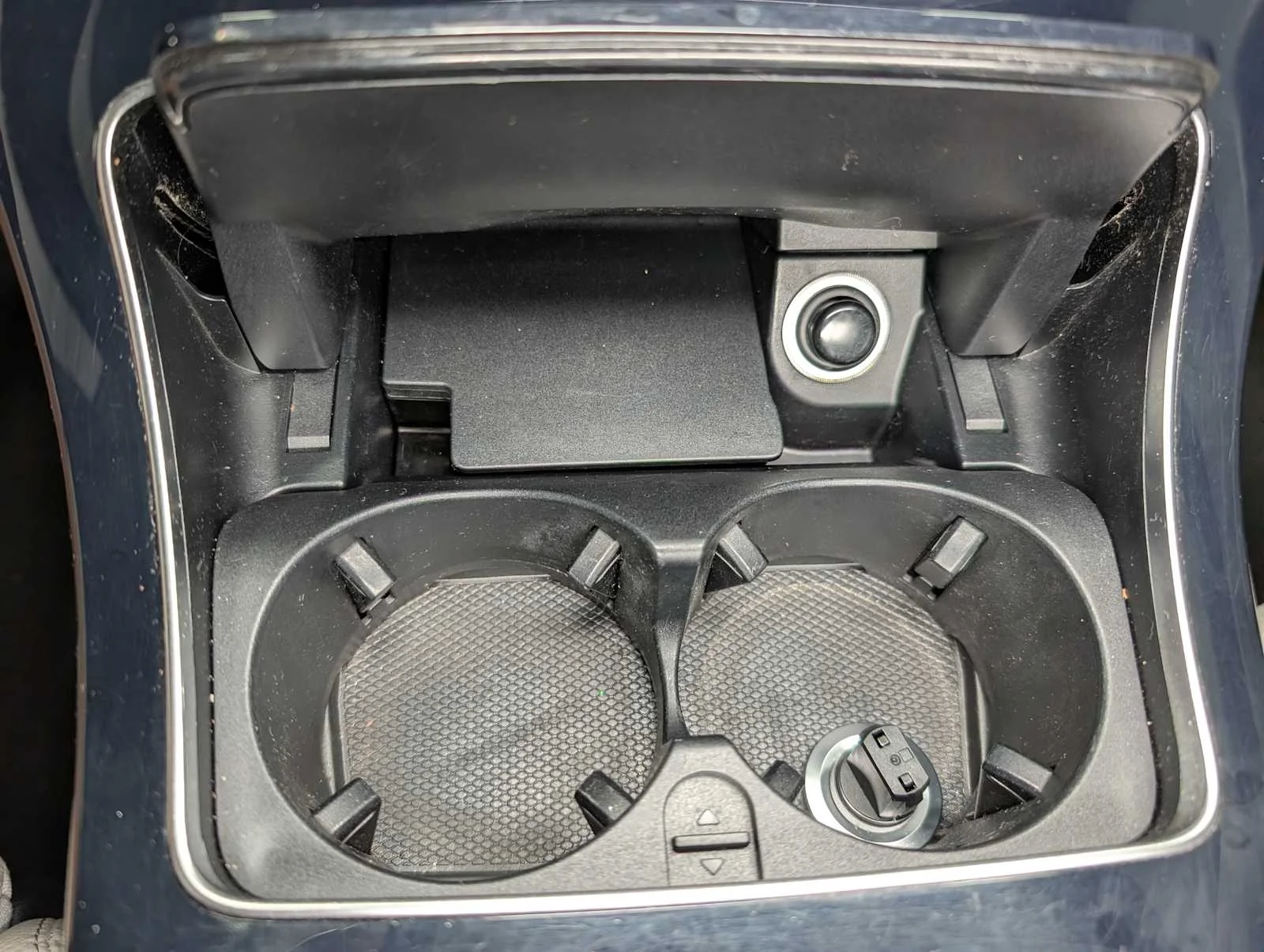 Used 2015 Polar White Mercedes-Benz C 300 image 28