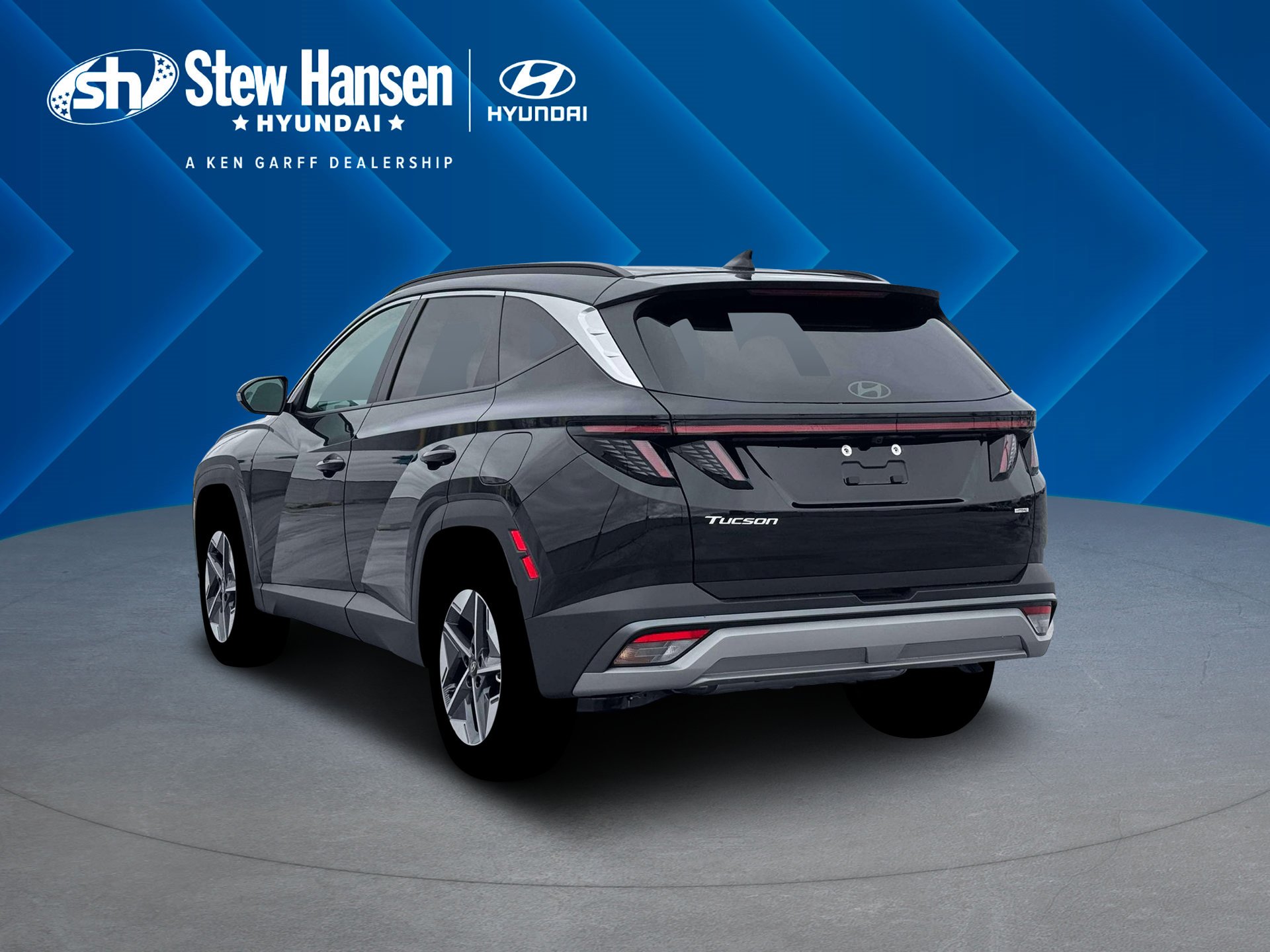 New 2026 Phantom Black Hyundai SEL Premium image 5