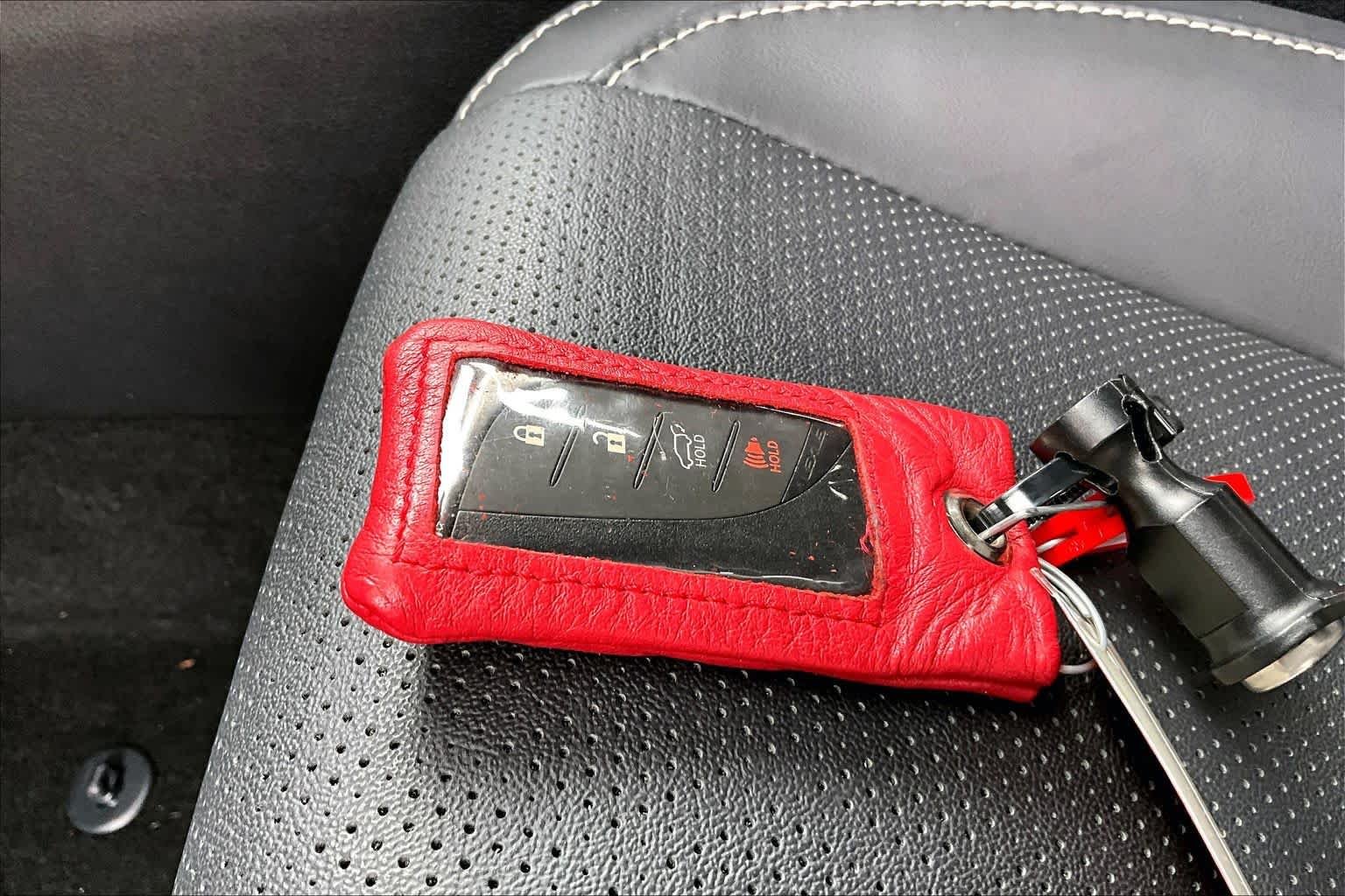 Used 2025 Matador Red Mica Lexus Premium Plus image 15