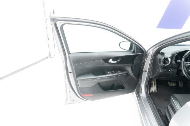 Used 2022 Steel Gray Kia GT-Line image 17