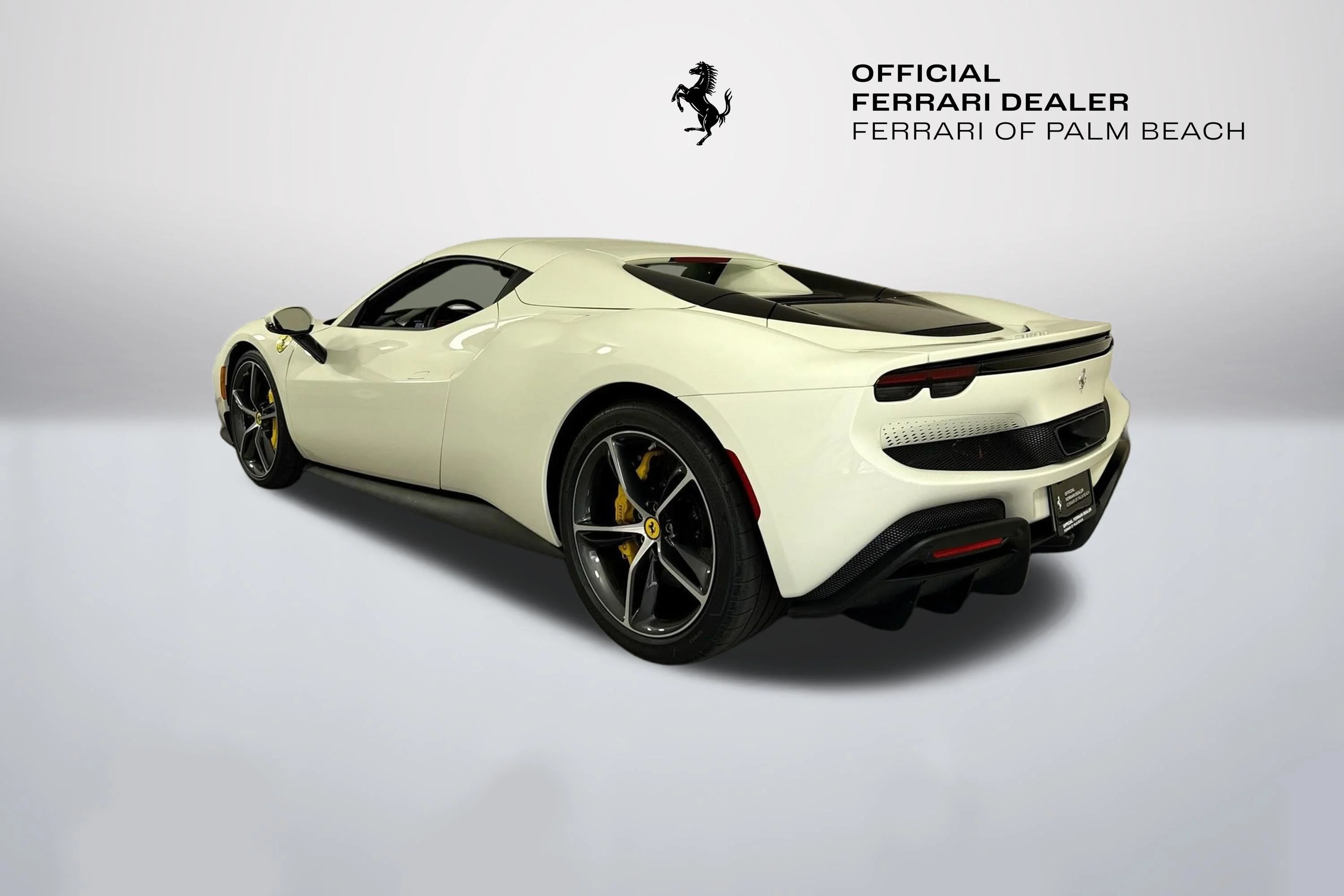 Certified Used 2025 Bianco Avus Ferrari  image 5