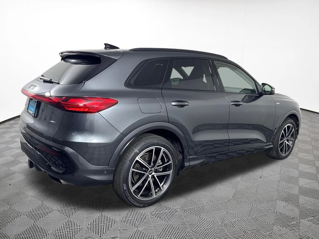 2026 Audi Q5 Prestige - Photo 9