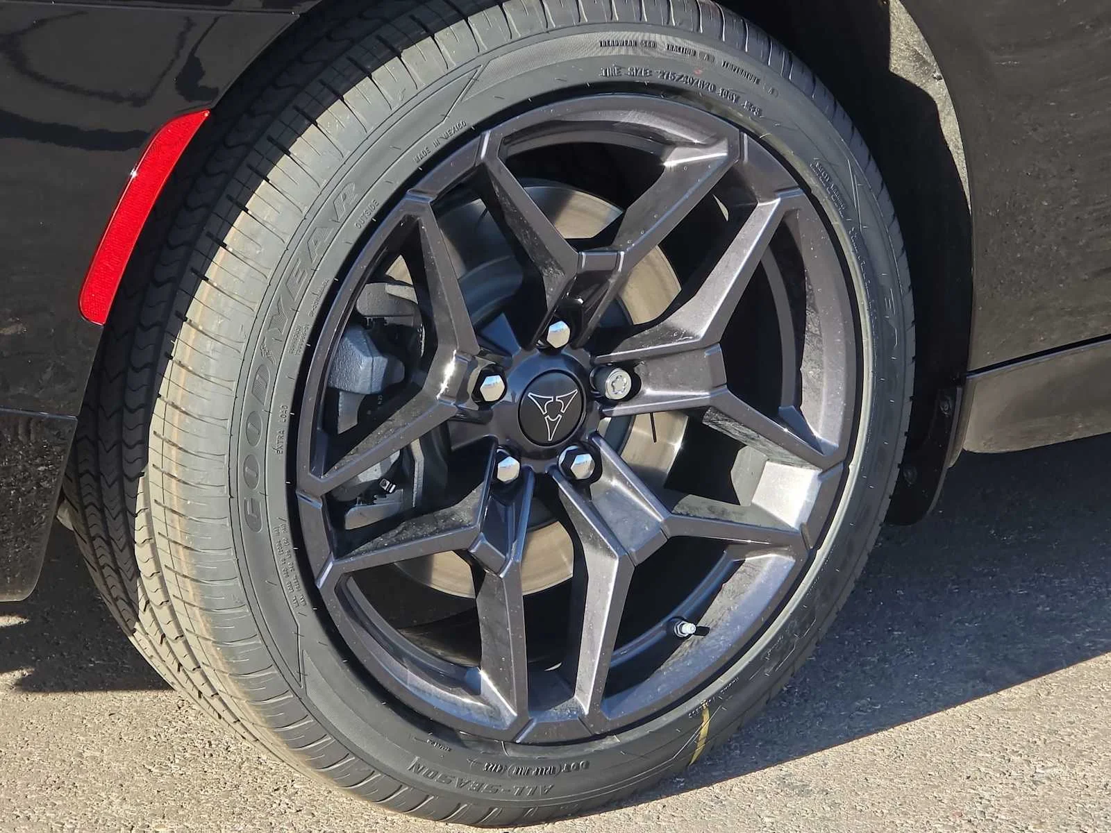 New 2026 Diamond Black Crystal Pearlcoat Dodge Scat Pack image 11