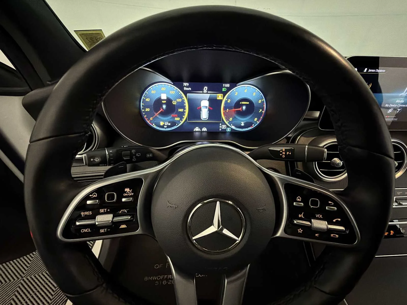 2021 Mercedes-Benz GLC GLC300 - Photo 13