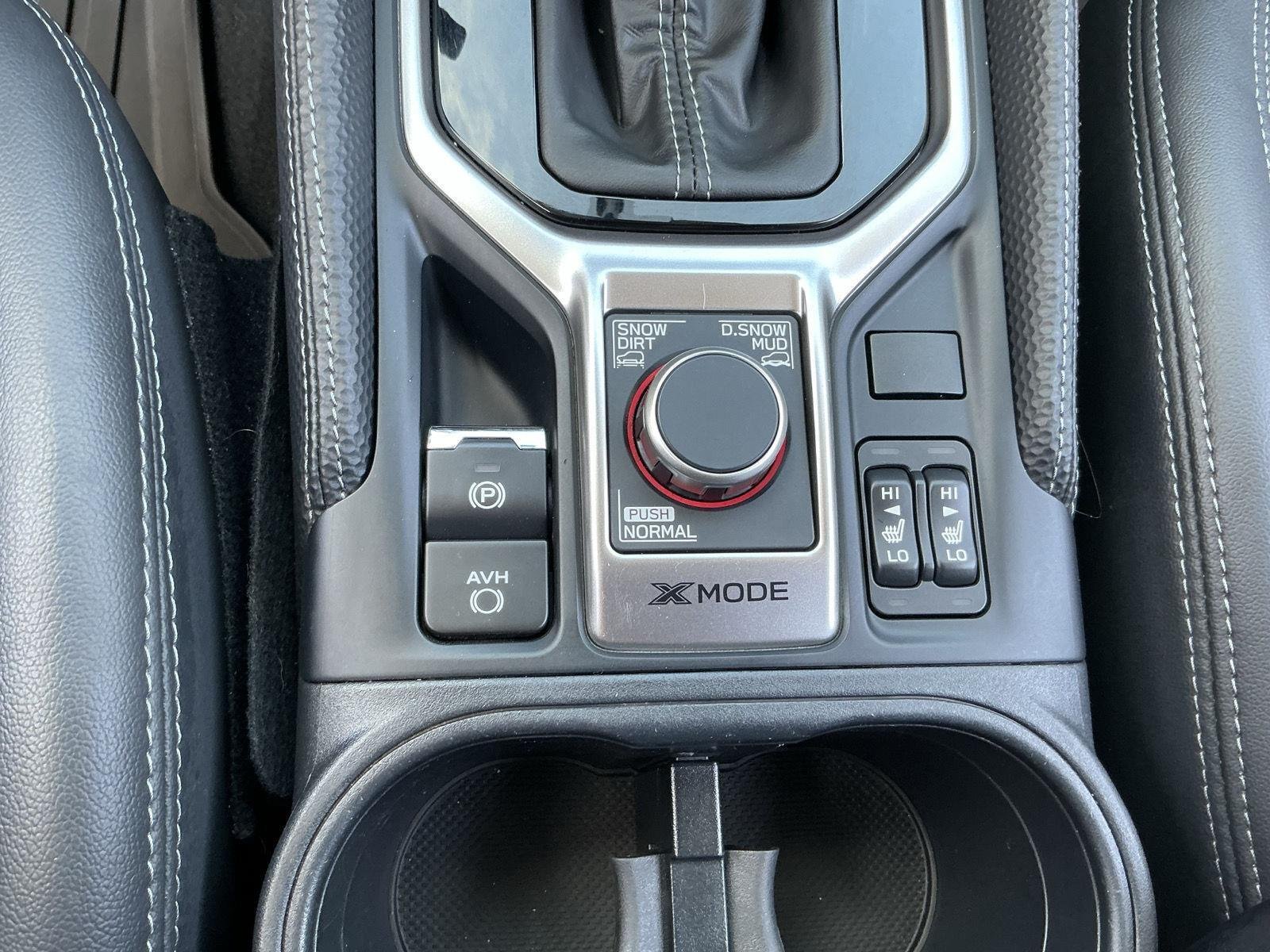 Used 2024 Ice Silver Metallic Subaru Touring image 15
