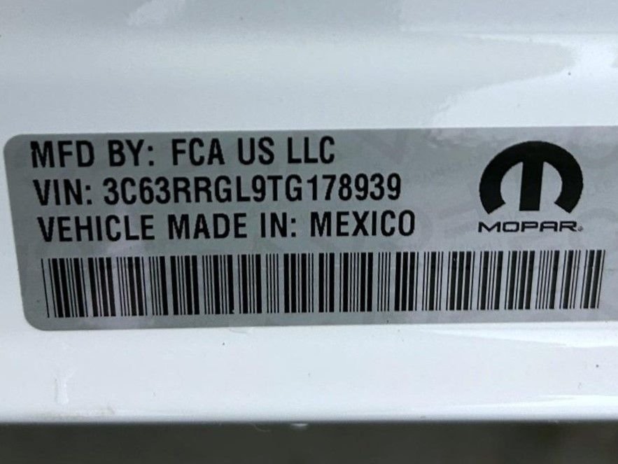 New 2026 Bright White Clearcoat RAM Tradesman image 25
