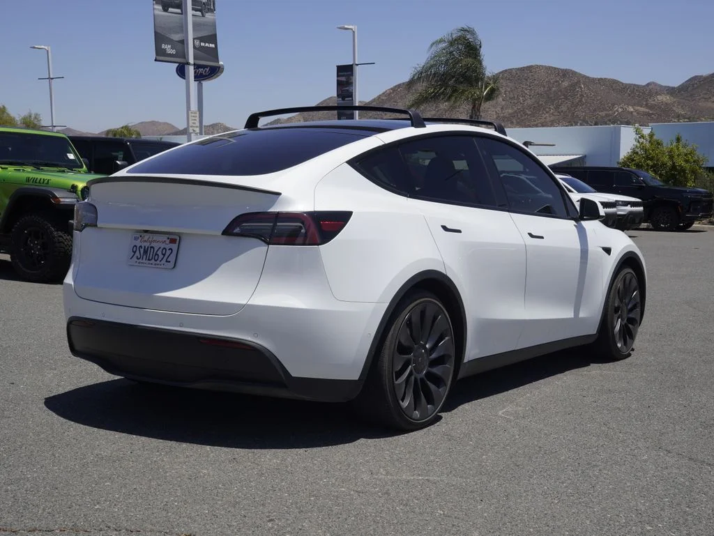 Used 2022 White Tesla Performance image 2