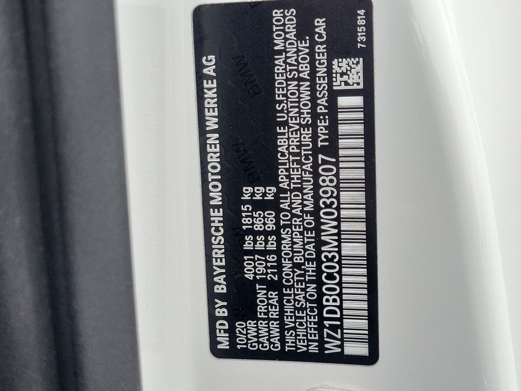 Used 2021 White Toyota 3.0 image 34