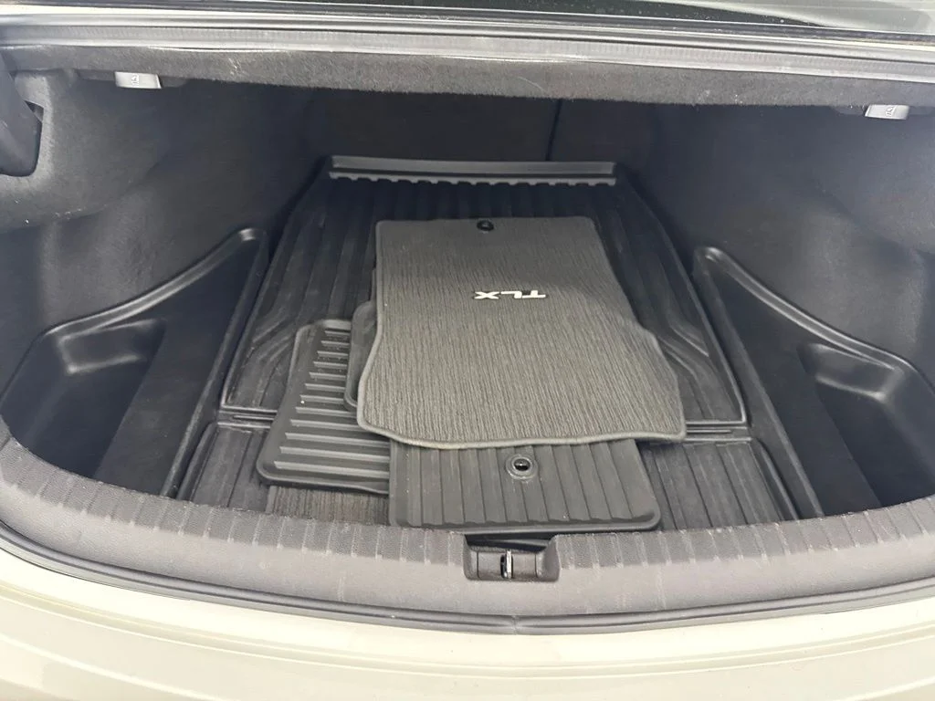 Used 2020  Acura 3.5L Technology Pkg image 30