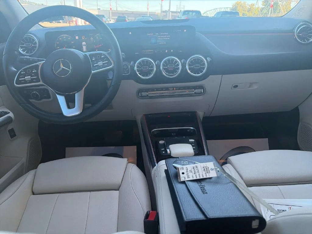 Used 2023  Mercedes-Benz GLA 250 image 16