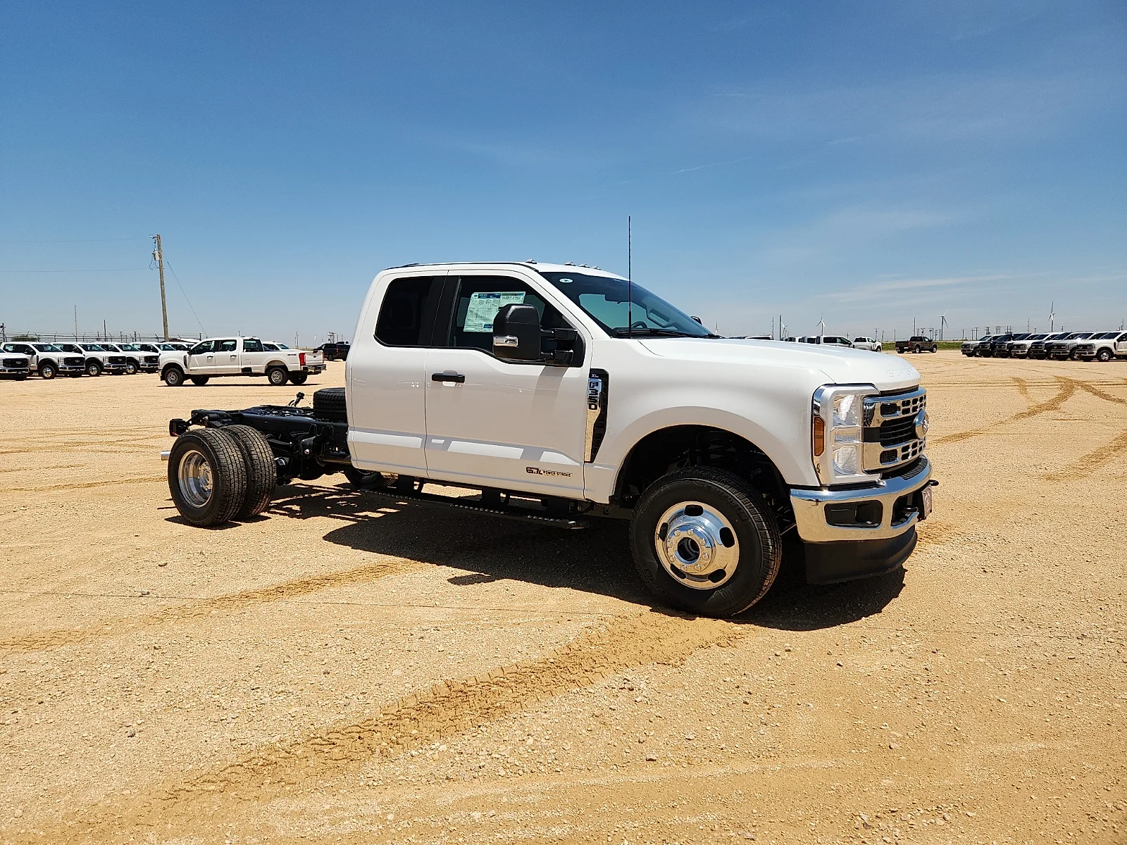 New 2026 Oxford White Ford F-350® XL image 8