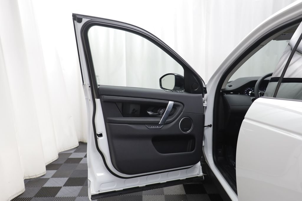 Certified Used 2025 White Land Rover S image 4