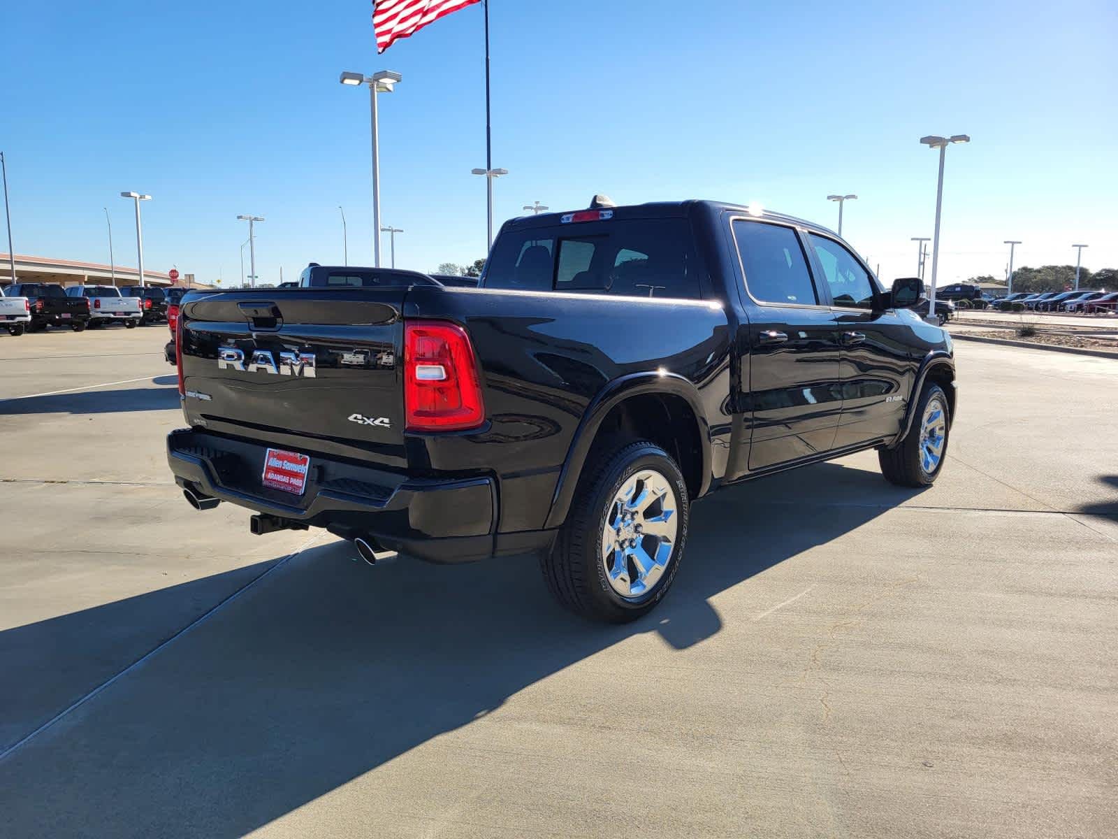 New 2026 Diamond Black Crystal Pearl-Coat Exterior Paint RAM Lone Star image 5