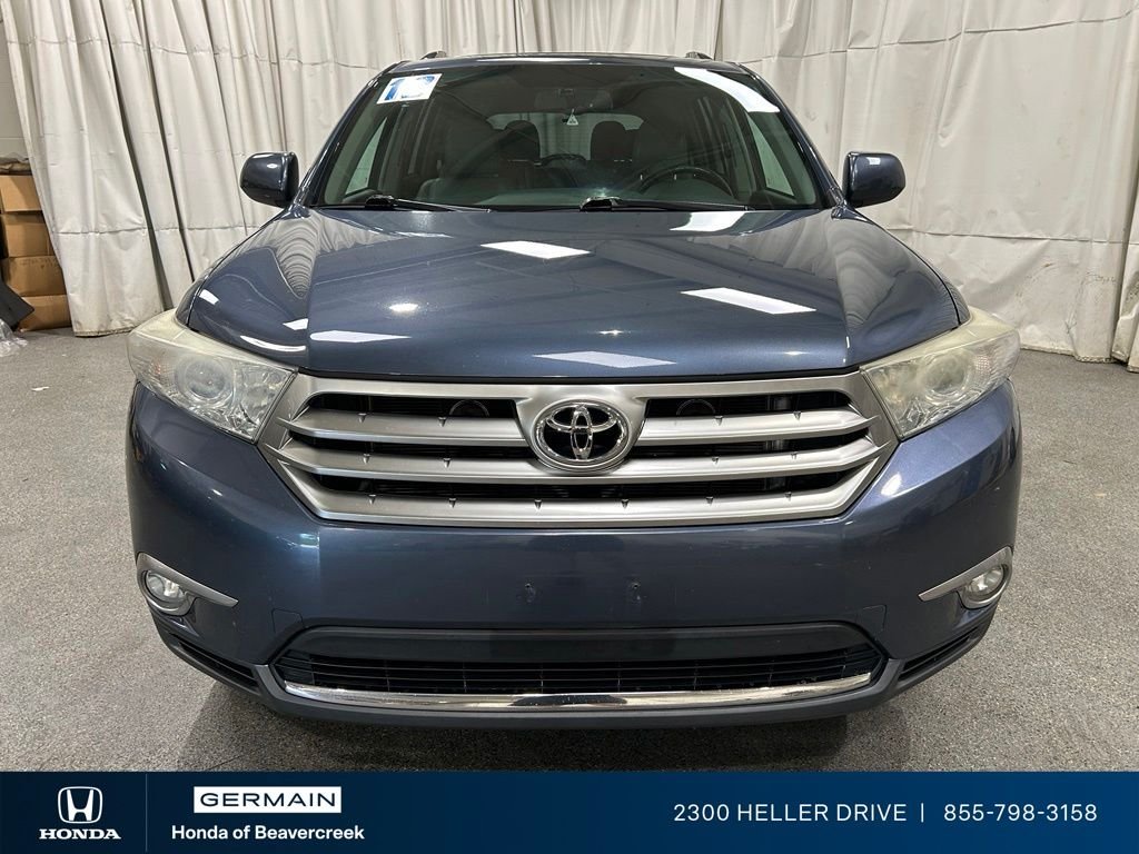 Used 2012 Shoreline Mist Toyota SE image 3