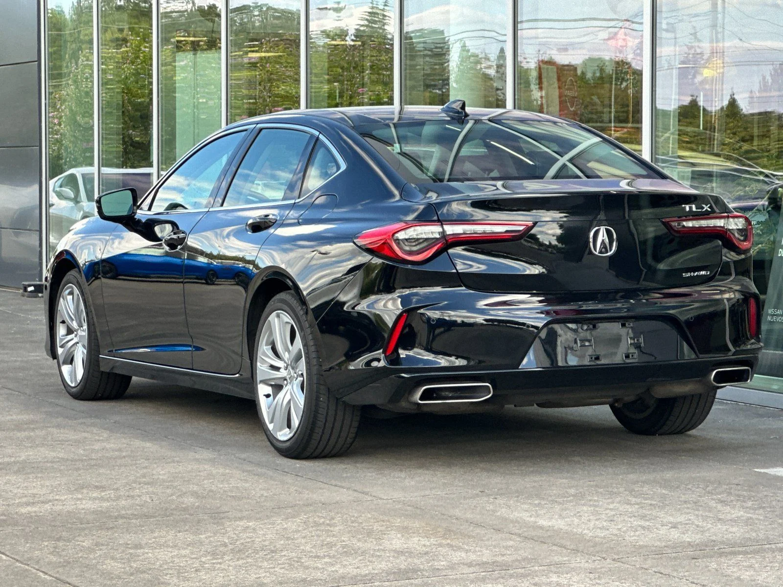 Used 2021 sparkle silver met Acura Technology Package image 5