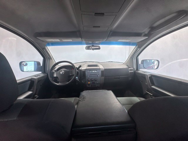 Used 2004 Red Nissan XE image 18